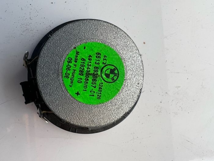 BMW E91 3er E81 E87 E88 E82 E90 E92 E93 Speaker Loudspeaker 6938657 A1l2b511s