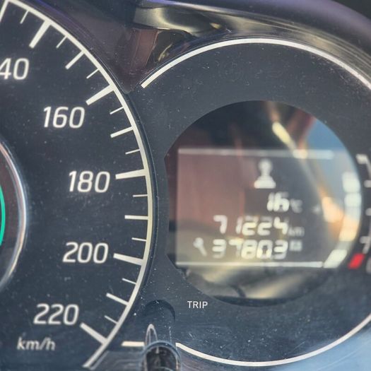 Very low milage. Nissan Note 2015