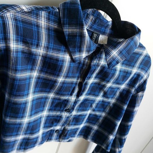 H&M cropped Shirt