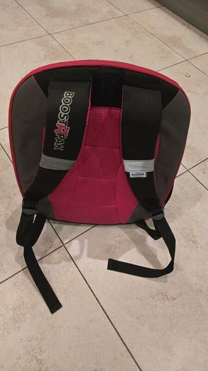 Trunki BoostApack booster seat backpack