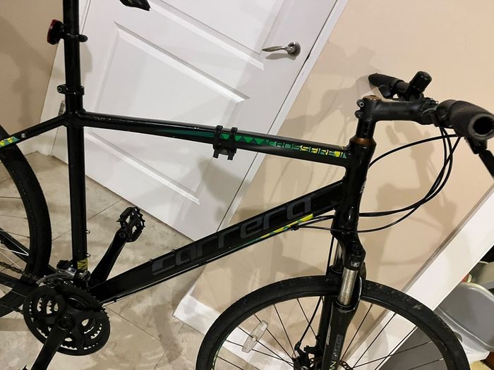Adults Carrera Crossfire Hybrid Mountain Bike
