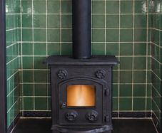 Small 5 kW freestanding stove