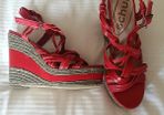 Schuh red wedges