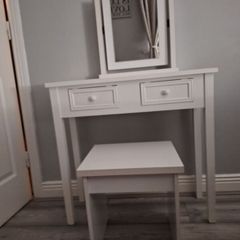 dressing table with chair and mirror