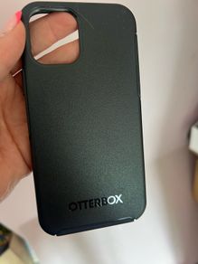 otterbox (black) iPhone 12/12 pro
