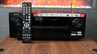 Denon AVR-X2800H 7.2 Channel AV Receiver. Like New. Under Warranty