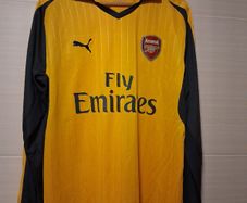 Arsenal Jersey. Official Puma Arsenal Mens Away Jersey Season 2016/ 2017. Authentic Original From 2016. Not A Modern Day Remake.