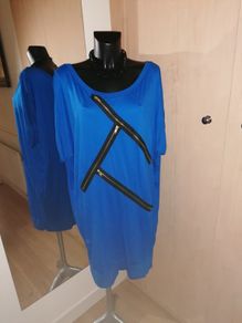 Women's Dress Oversize Teeshirt Zip details size 18