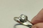 18k Gold diamond cluster engagement ring with papers
