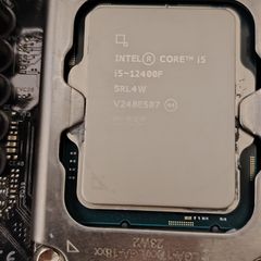 Intel i5 12400f