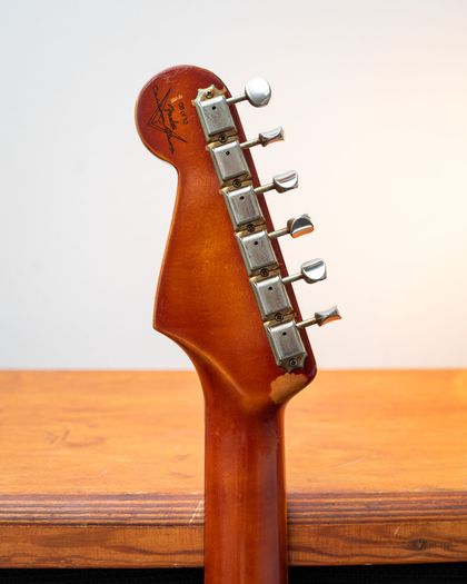 Fender Custom Shop Limited Edition 1961 STRAT RELIC 8 of 12 2000 - Gold (applied over a Sonic Blue base)