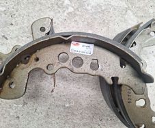 vitara brake shoes