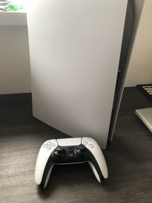 PS5 disk model