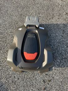 Husqvarna Robotic Lawnmower-430x Model