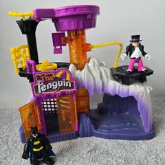 Penguin cave