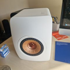 Kef LS50 Meta Speakers