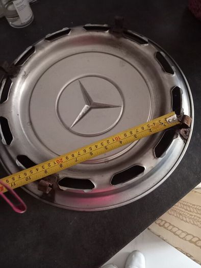Mercedes wheel trims