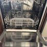 Hotpoint Dishwasher Image 2