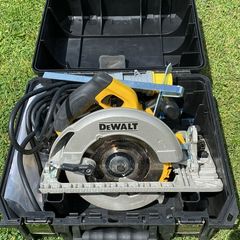 DeWalt 110v Circular saw with new guide rail