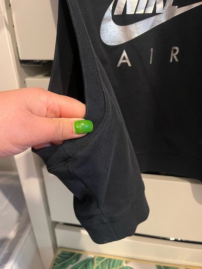 nike crop top XL