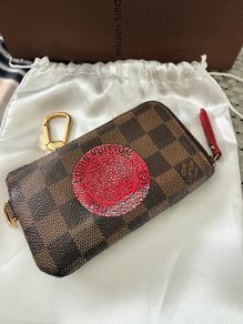 Louis Vuitton Trunk limited edition keycles Authentic