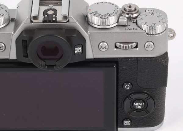 Fujifilm X-T20 Kit with Fujinon XC 15-45mm f/3.5-5.6 (Black or Silver) - Brand New)