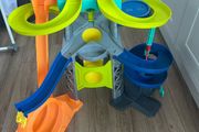 Car race track Fischer price