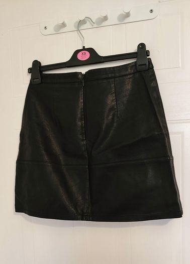 New Look black faux leather skirt, size 10