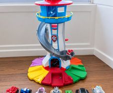 PAW Patrol Lookout Tower Playset + 7 Vehicles