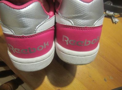 REEBOK   size 4 1/2  ...with ortholite