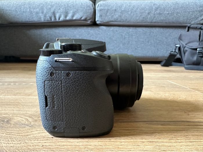 Panasonic Lumix FZ300 (Excellent Condition)