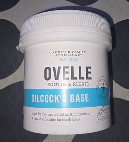 OVELLE  soothe and repair Silcock's Base