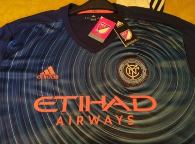 Freepost New York City Soccer Football Shirt 2XL New With Tags