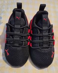 toddler PUMA runners