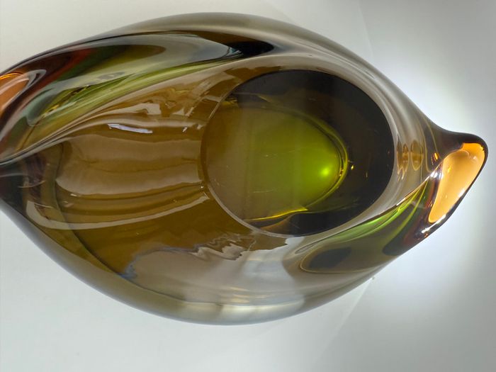Large Czech Sommerso Art Glass Sculptural Bowl. c.1960s