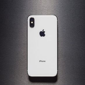 iohone X 64 GB