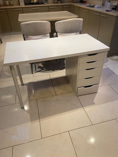 bedroom  drawer unit