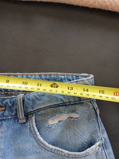 Zara denim shorts pristine condition