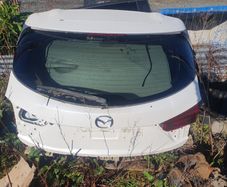 Mazda 3 bm 2013 on hatchback  tailgate