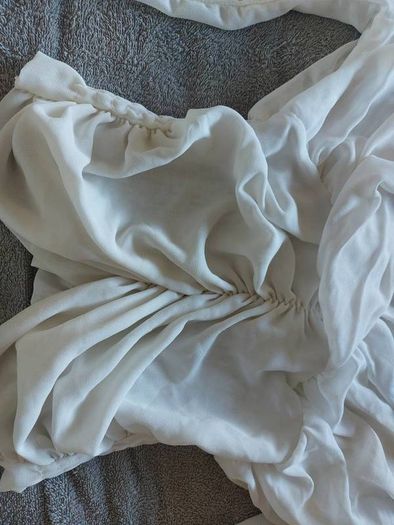 Quiz Cream Rauched Top