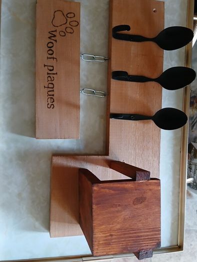 Beautiful Handmade Woof Plagues