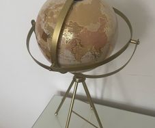 Gold Globe