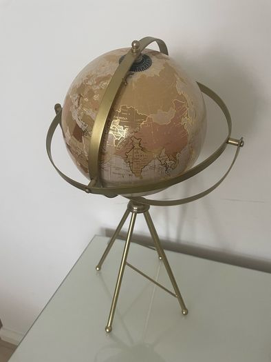 Gold Globe