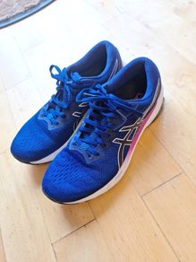 Asics Trainers Size UK9