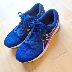 Asics Trainers Size UK9