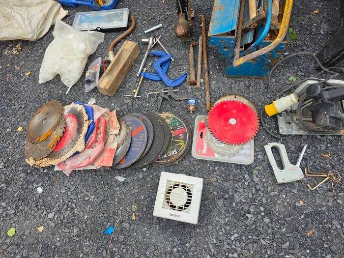 House Clearance Renovation Sale Furniture Building Materials  Tools Drimnagh Dublin from free to make me an offer