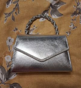 Twist Diamante Silver Bag Brand New Price Includes Postage Cost