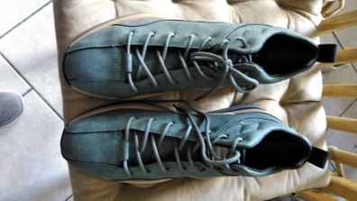 Gent's trainers