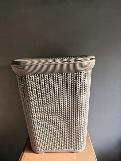 Laundry basket