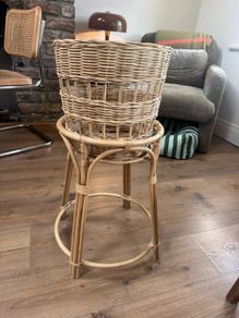 wicker plant pot